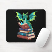 Dragon Reading Books Fantasy Lovers Mythical Creat マウスパッド (マウス)