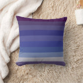 Dramatic Deep Blue & Burgundy Gradient Stripe Patt クッション (ブランケット)