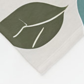 Drawn Roses In Muted Blues And Greens  フリースブランケット (角)