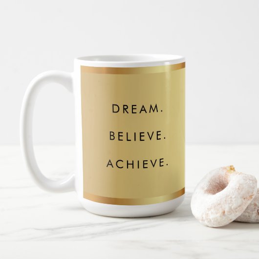 Dream Believe Achieve Custom Text Success Quote コーヒーマグカップ (ドーナツ)