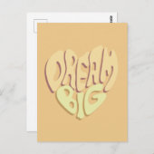 Dream Big：黄色の前向き単語 ポストカード (正面/裏面)