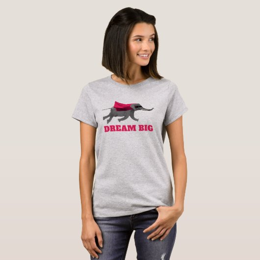 Dream big Flying elephant Tシャツ (正面フル)