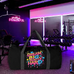 Dream Big Hustle Hard Gym Gear ダッフルバッグ<br><div class="desc">Use this Dream Big Hustle Hard duffle bag for your gym gear with it's great motivational message.</div>