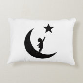 Dream Chaser Cute Minimalist Moon and Star Design アクセントクッション (裏面)