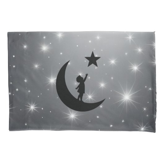 Dream Chaser Cute Minimalist Moon and Star Design 枕カバー (正面)