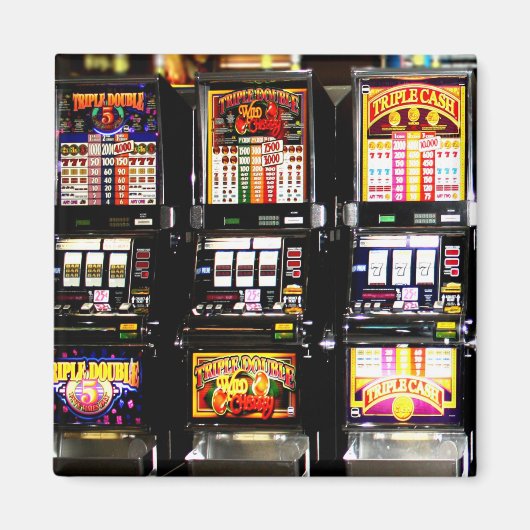 Dream Machines – ラッキースロットマシン マグネット (正面)