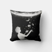 DREAMER'S JOURNEY THROW PILLOW | CELESTIAL ACCENT クッション (正面)