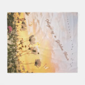 Dreamy Magic of a Golden Hour フリースブランケット (正面(横))