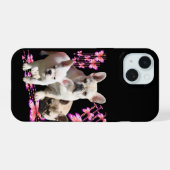 Drei französische Bulldoggen mit Schmetterling iPhone 15ケース (裏面横)