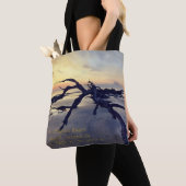 Driftwood Beach at Dawn Tote Bag トートバッグ (クローズアップ)