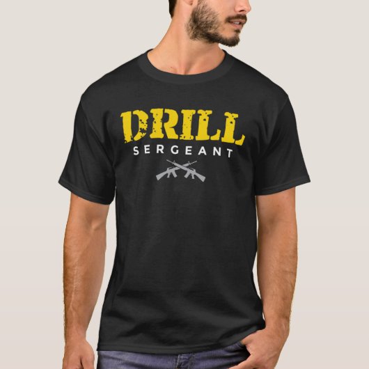 Drill Sergeant a Drill Team or Warrant Officer Tシャツ (正面)