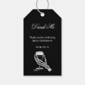 Drink Me Gothic Skeleton Hand Black Bachelorette ギフトタグ (正面)