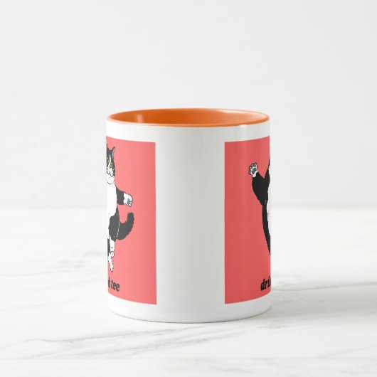 "Drink Tee" Tuxedo Cat Illustration マグカップ (中央)