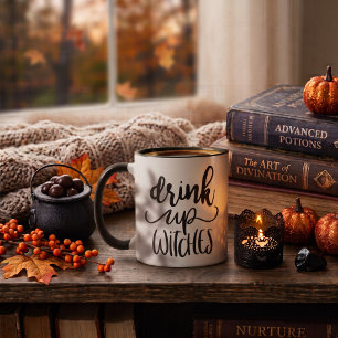 Drink Up Witches 楽しいハロウィンの筆記体の引用 マグカップ