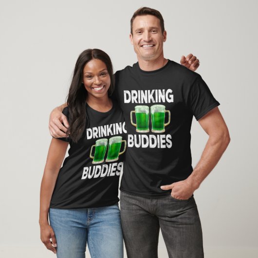 Drinking Buddies Women Drinking Mom St Patricks Be Tシャツ (ユニセックス)
