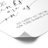 Drinks On Usナス紫のフローラ結婚のサイン ポスター (角)