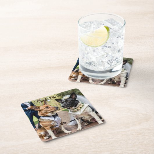 Drinks On Us Simple Photo Cute Fun Dog Pet Wedding スクエアペーパーコースター (インサイチュ)