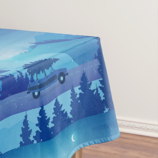 Driving down the road with a christmas tree        テーブルクロス (インサイチュ)