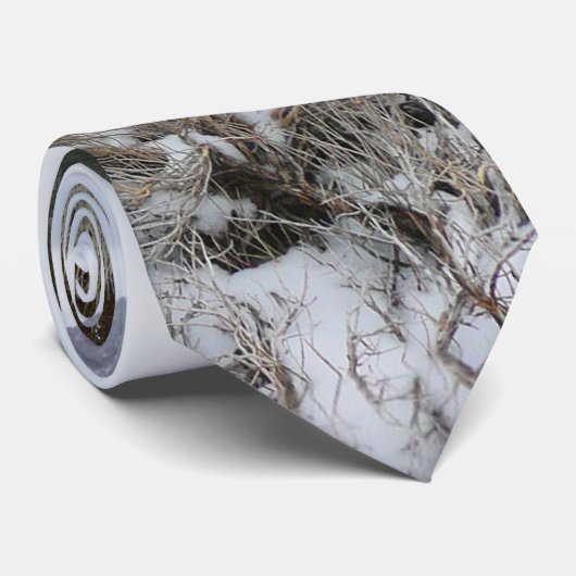 Driving Through the Snowy Sierra Nevada Mountains ネクタイ (ロール)