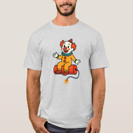 Drôle de clown assis sur une dynamite fictive. tシャツ