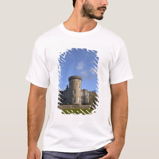 Dromoland Castle Hotelの Tシャツ (正面)