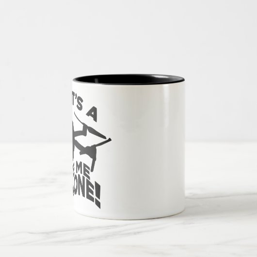 Droneパイロット小UAVリモートパイロットグラフィック ツートーンマグカップ (中央)