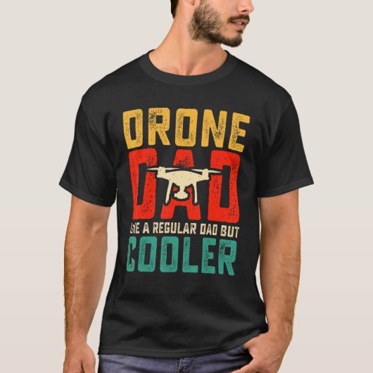 Drone Pilot Dad FPV Drone Camera Video Player Quad Tシャツ (正面)