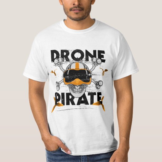 Drone pirate quad freestyle FPV quadrocopter Tシャツ (正面)
