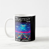 Drones New Jersey The Mystery Over New Jersey Funn コーヒーマグカップ (左)