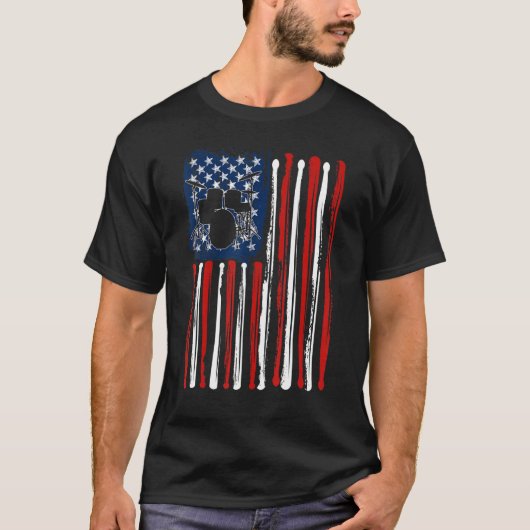 Drumming Drummer American USA Flag 4th Of July Men Tシャツ (正面)