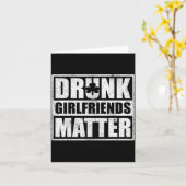 Drunk Girlfriends Funny Couple St Patricks Day 202 カード (黄色い花)