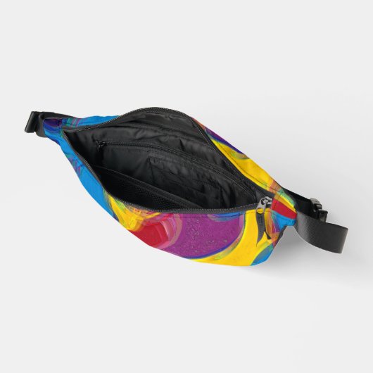 Drunk on Candy ファニーパック (見開き)