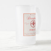 Drunkastのポッドキャストのマグ フロストグラスビールジョッキ (正面右)