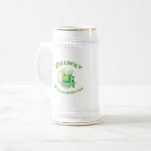 DRUNKY MCDRUNKERSONのTシャツ ビールジョッキ (正面左)