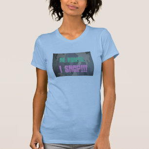 DSC08166、彼は。、私買物をします!捜します!! Tシャツ