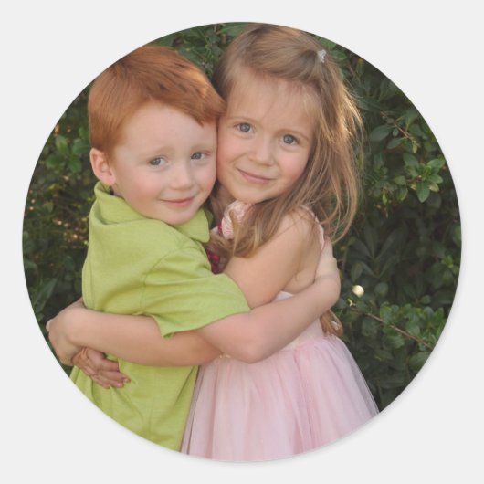 DSC_7097.JPG男の子と女の子ハグ付きステッカー ラウンドシール (正面)