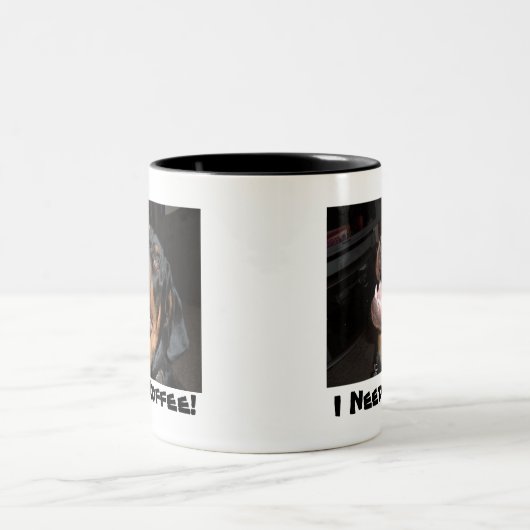 DSCF0313、DSCF0313、私はコーヒーを必要とします! 、私はコーヒーを必要とします! ツートーンマグカップ (中央)