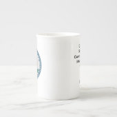 DSCMOの骨灰磁器のマグ ボーンチャイナマグカップ (正面)