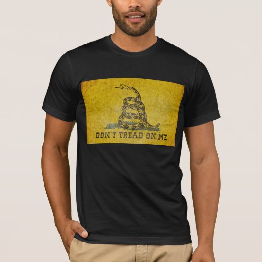 DTOMは旗衰退しました Tシャツ (正面)