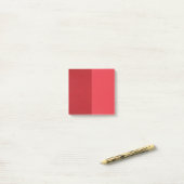 Dual-Sided Red Textured Square Post-It®ノート ポストイット (デスク上)