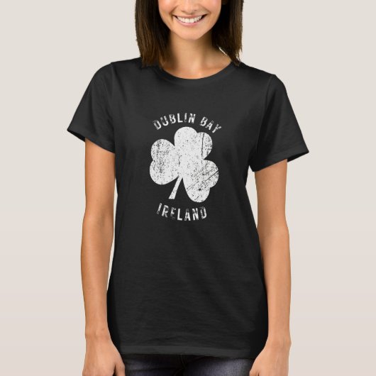 Dublin Bay Ireland Vintage Shamrock Distressed Loo Tシャツ (正面)