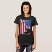 Duck hunting usa flag weapon shotgun tシャツ (正面フル)