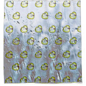 Ducks on water シャワーカーテン (正面)