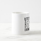 Duderusesのコーヒー・マグの前のUteruses コーヒーマグカップ (中央)