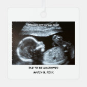 「Due Soon」の写真パーソナライズされた メタルオーナメント (正面)