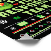 Dumpster Fire Resnse Team Chaos Ugly Sweater Cute  ポスター (角)