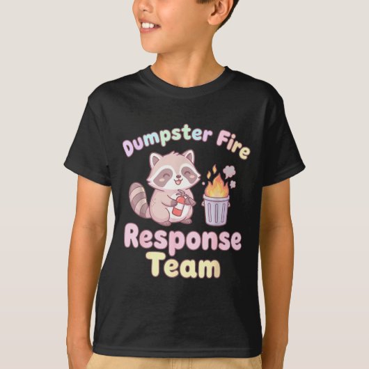 Dumpster Fire Resnse Team Raccoon Kawaii  Tシャツ (正面)