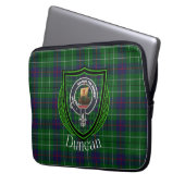 Duncan Scottish Clan Tartan and Crest  ラップトップスリーブ (正面左)