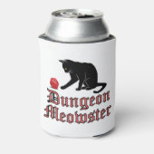 Dungeon Meowster Funny RPG Cat with Dice 缶クーラー (缶裏面)