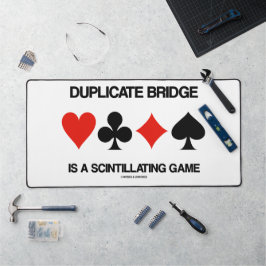 duplicate bridgeはユーモアに満ちたゲームだ デスクマット